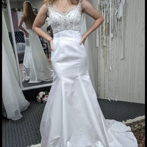 Size 2 Davinci Wedding